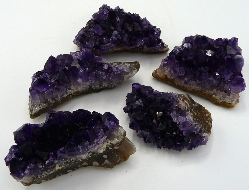 'AAA' Bresilian amethyst mini geode 1KGg