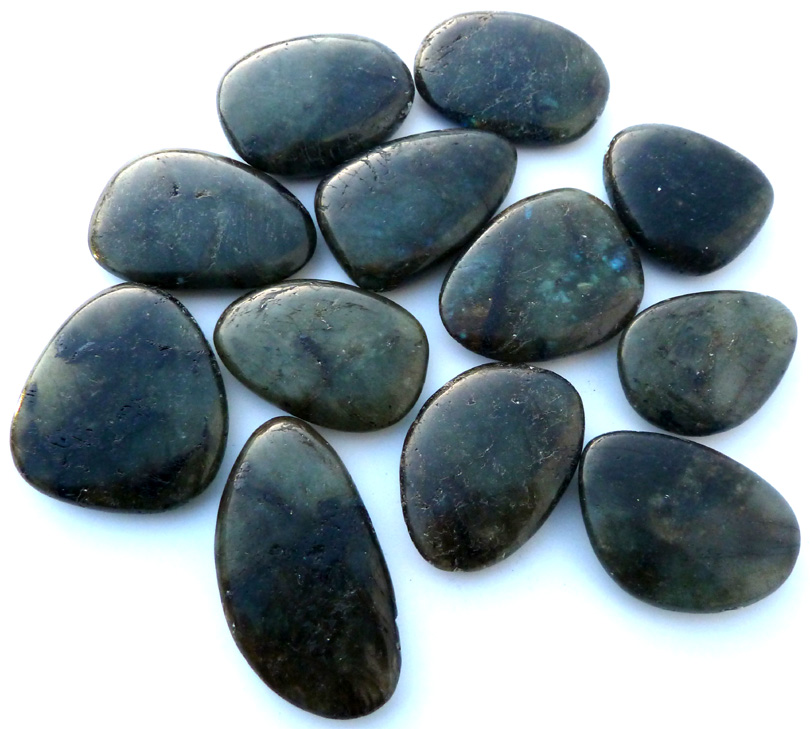 Labradorite 'B' flat pebbles 250g