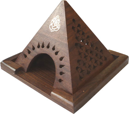 Porte encens cones en bois pyramide ganesh 13cm