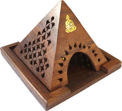 Porte encens cones en bois pyramide bouddha 13cm