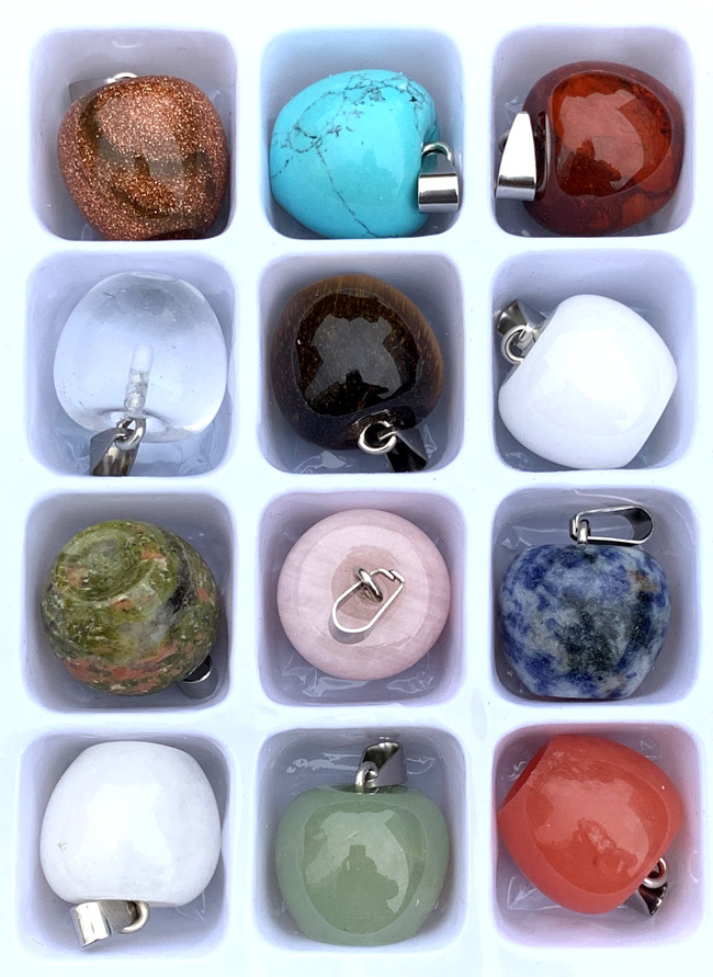 Pendentif pomme en pierre mix 12pcs