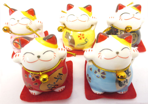 Set de 5 chats porte bonheur